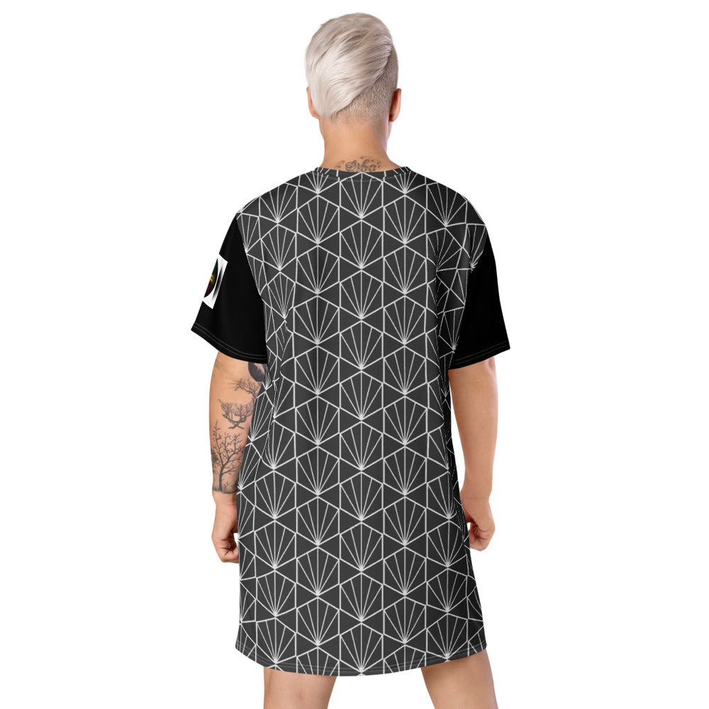 AJAK T-shirt dress